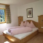 Grassbichlhof Farm stay Altenmarkt im Pongau
