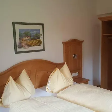 ファームステイ Grassbichlhof アルテンマルクト・イム・ポンガウ